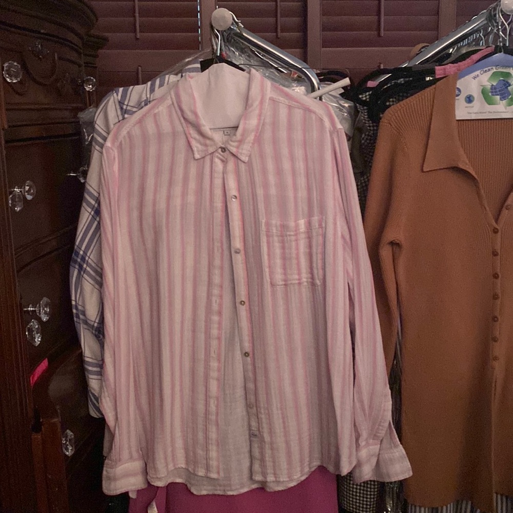 XL Rails Pink and White Button Down